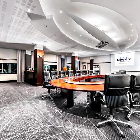 Mercure Paris Cdg Airport&convention 4* Roissy-en-France