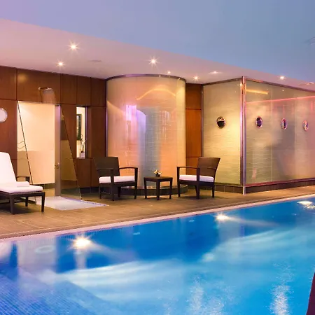 Mercure Paris Cdg Airport & Convention 4* Roissy-en-France