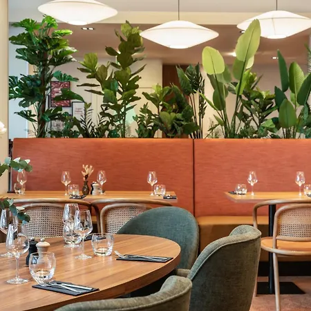 מלון Mercure Paris Cdg Airport & Convention 4*